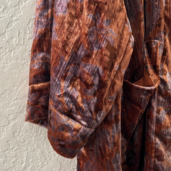 Anthropologie Velvet Kimono - Picture 4 of 8